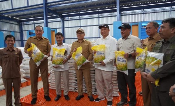 Lakukan Inspeksi, Pejabat Gubernur Gorontalo Pastikan Cukup Hingga Bulan Ramadhan