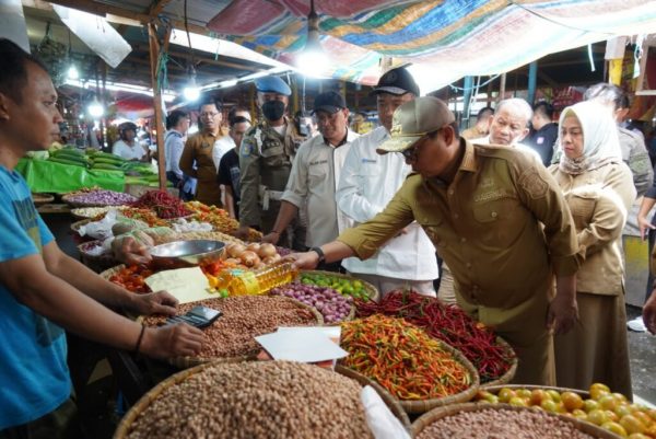 Kini Harga Minyak Goreng di Pasar Sentral Kembali Normal