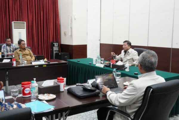 Penjagub Temui Menteri Bappenas Perjuangkan Infrastuktur di Gorontalo