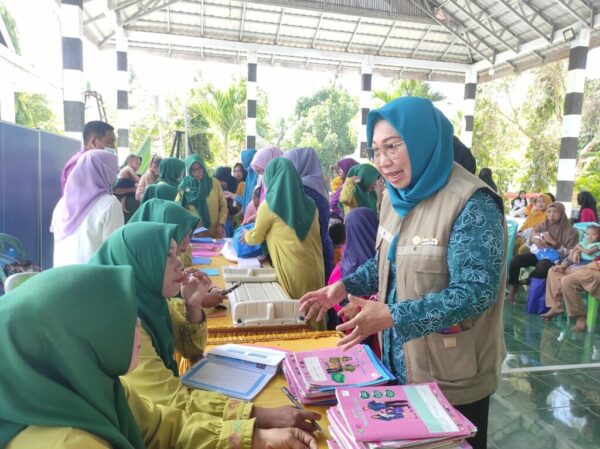 Cegah Stunting, TP-PKK Laksanakan Skrining Tinggi dan Berat Badan Anak