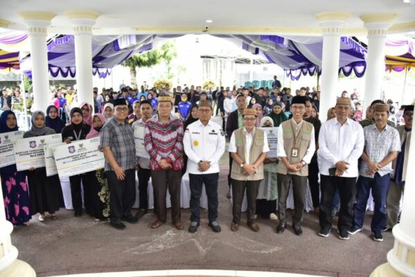 Penjagub Hamka Salurkan 1,3 Miliar Dana Zakat Kepada Mustahik