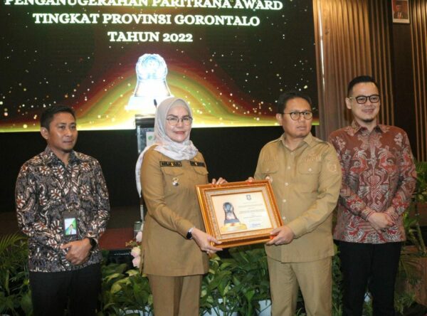 Paritrana Award BPJS Ketenagakerjaan untuk Pemda dan Pengusaha