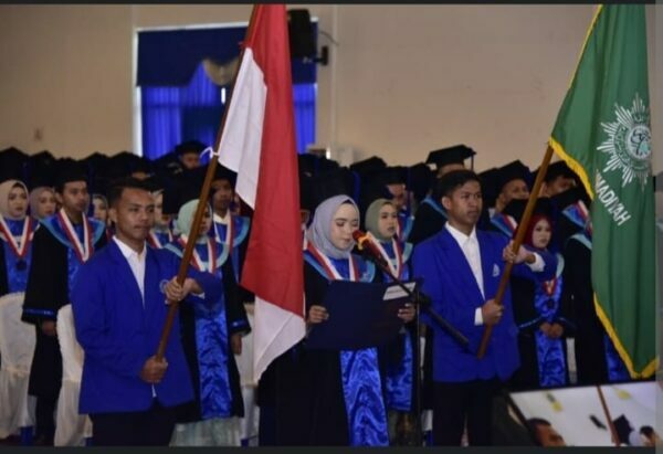 Penjagub Gorontalo Hadiri Wisuda Ke-XVII UMGO