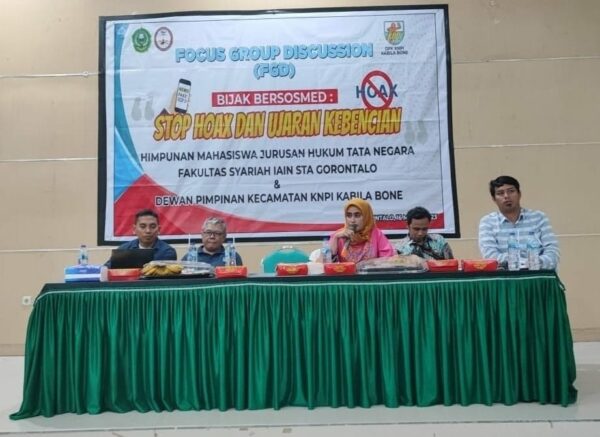 Cegah Hoaks, Diskominfotik Ajak Mahasiswa Perkuat Literasi Digital