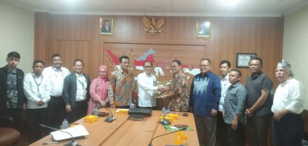 Bupati Thariq Modanggu Paparkan Perkembangan Desa di Gorut