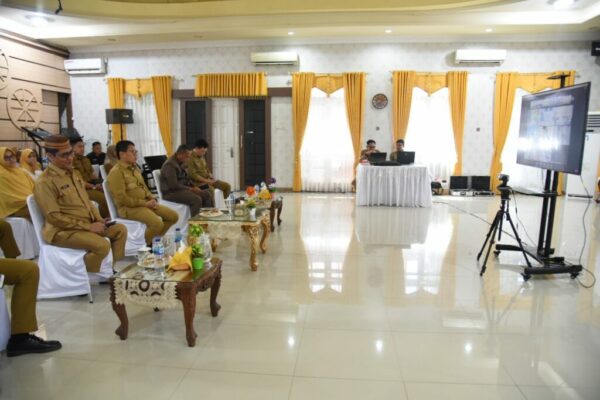 Penjagub Gorontalo Meminta Warga Ikut Program “Germas Batari”