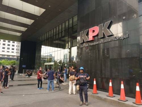 KPK Periksa Darwis Terkait Kasus Suap dan Gratifikasi Lukas Enembe