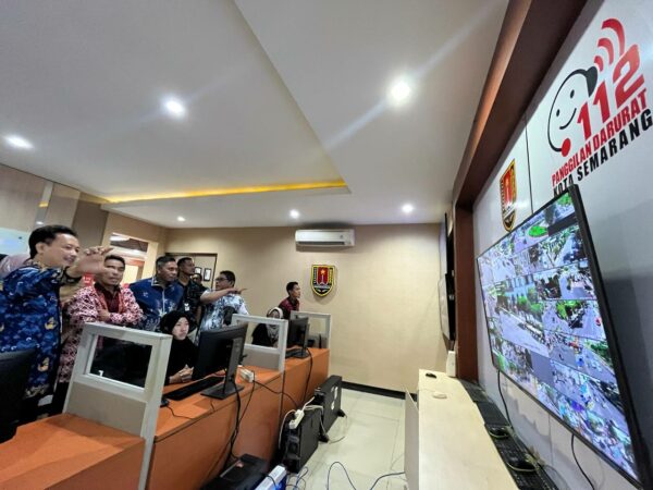 Diskominfotik Gorontalo Belajar Pengelolaan Command Center di Kota Semarang