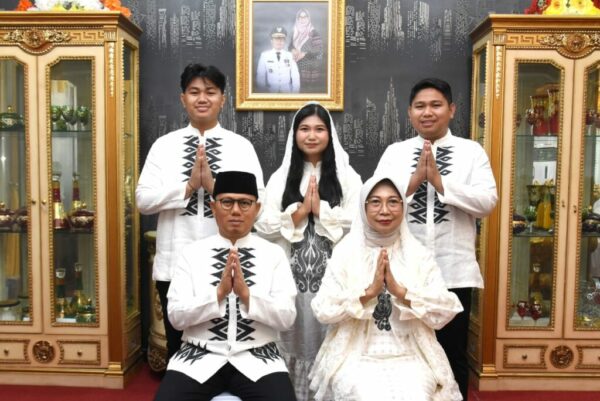 Penjagub Gorontalo Salat Idulfitri di Taruna Remaja