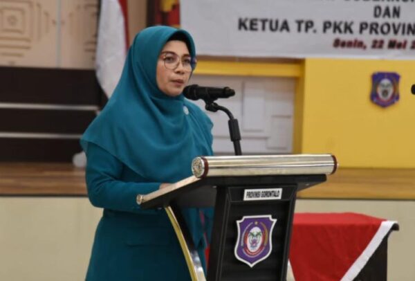 Lantik Penjabat Ketua TP PKK Boalemo, Ini Harapan Fima