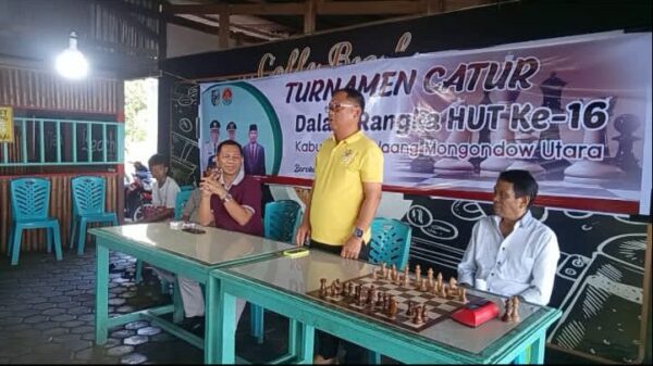 Meriahkan HUT Bolmut ke-16 Bupati Thariq Buka Turnamen Catur Cepat