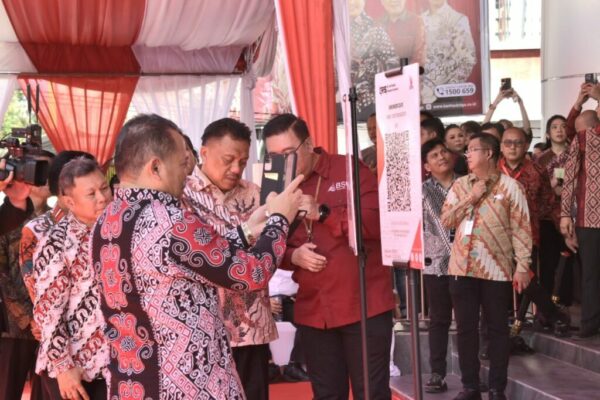 Dihadiri Gubernur Sulut – Gorontalo, Kantor Utama BSG Diresmikan