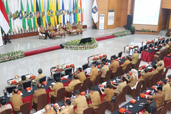Penjagub Gorontalo Ikuti Rakor Penjabat Kepala Daerah