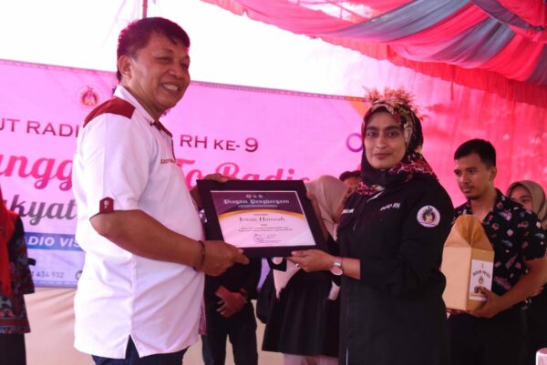 Ratusan Penggemar “Kopi Darat” di HUT ke-9 Radio Suara RH