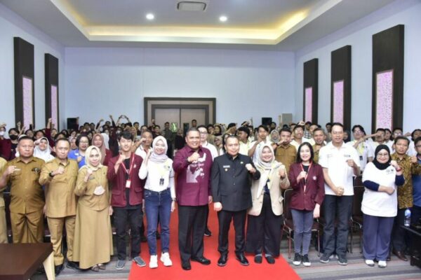 Penjagub Ismail Minta Diskominfotik Publikasikan Kegiatan KKN UGM-UNG
