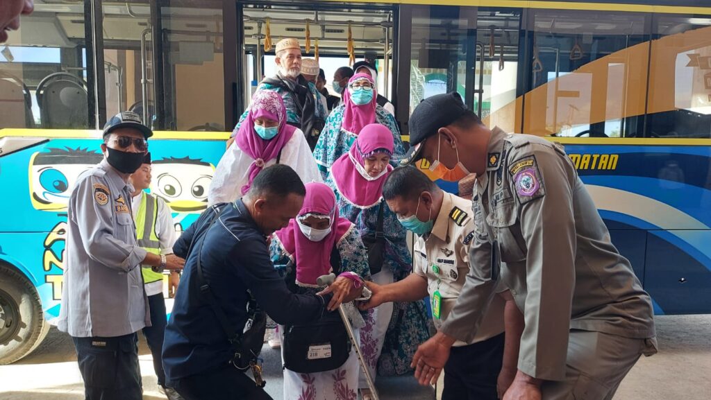22 Bus Dikerahkan Dishub Gorontalo Jemput Jemaah Haji Kloter 29