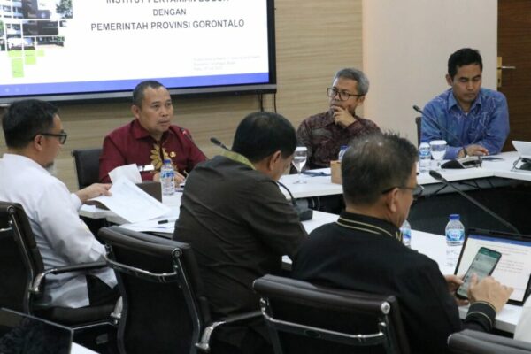 Pemprov Gorontalo – IPB Bahas Peluang Perluasan Kesempatan Kerja Berbasis Kawasan