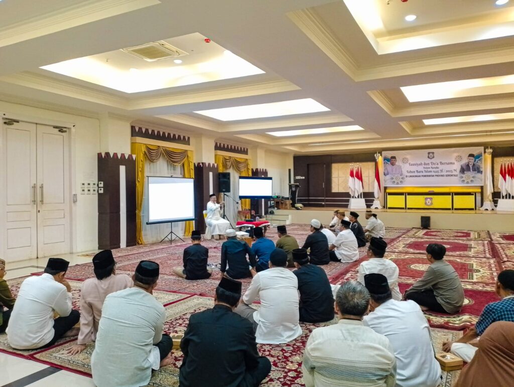 Penjabat Sekdaprov Gorontalo Hadiri Tausiah dan Doa Bersama