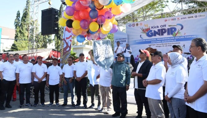 Ratusan Warga Padati CFD Perdana di Lapangan Taruna