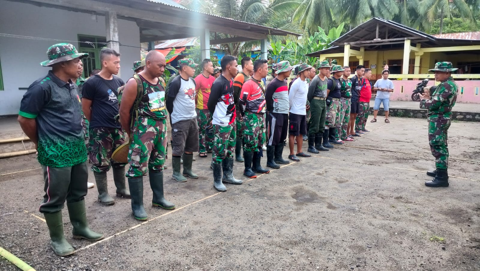 Satgas TMMD KE- 117 Awali Aktivitas Dengan Aapel Pagi dan Do’a