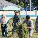 Jelang Upacara Pembukaan TMMD 117, TNI Gelar Kerja Bakti Bersama Masyarakat