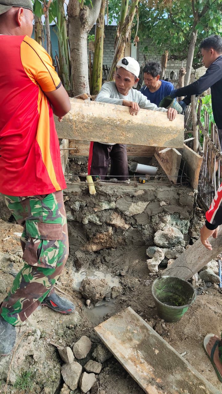 Kejar Target, Pembuatan Jamban Dikebut Satgas TMMD 117