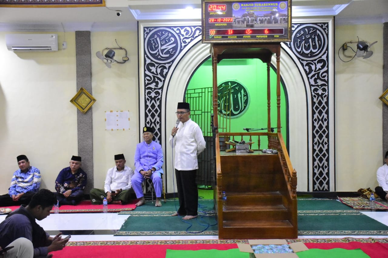 Di Gelar Selama Sebulan, Ismail Madjid Tutup Tradisi Maulidan 1445 H Di Kota Gorontalo