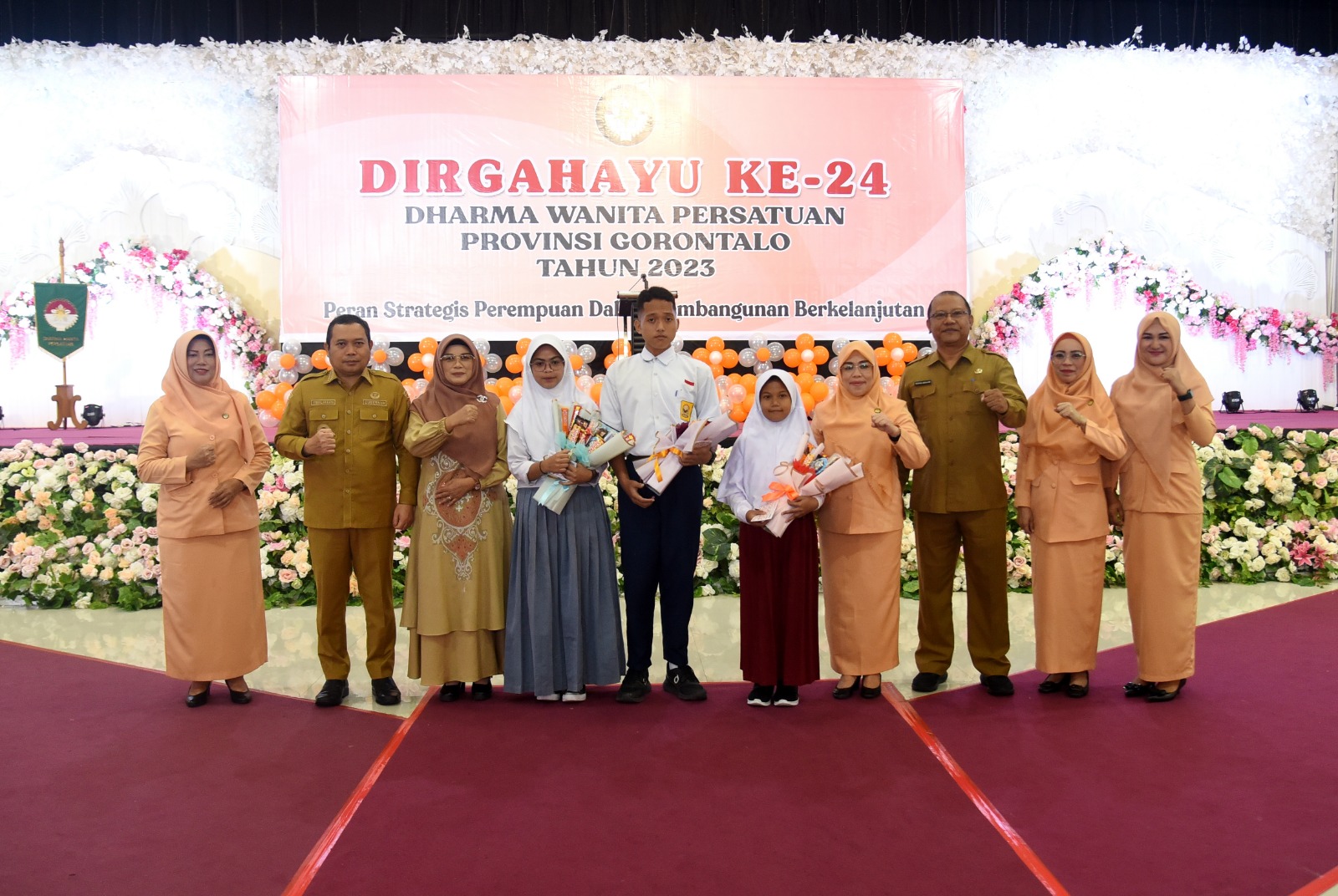 DWP Gorontalo Beri Bantuan Pendidikan Siswa Kurang Mampu