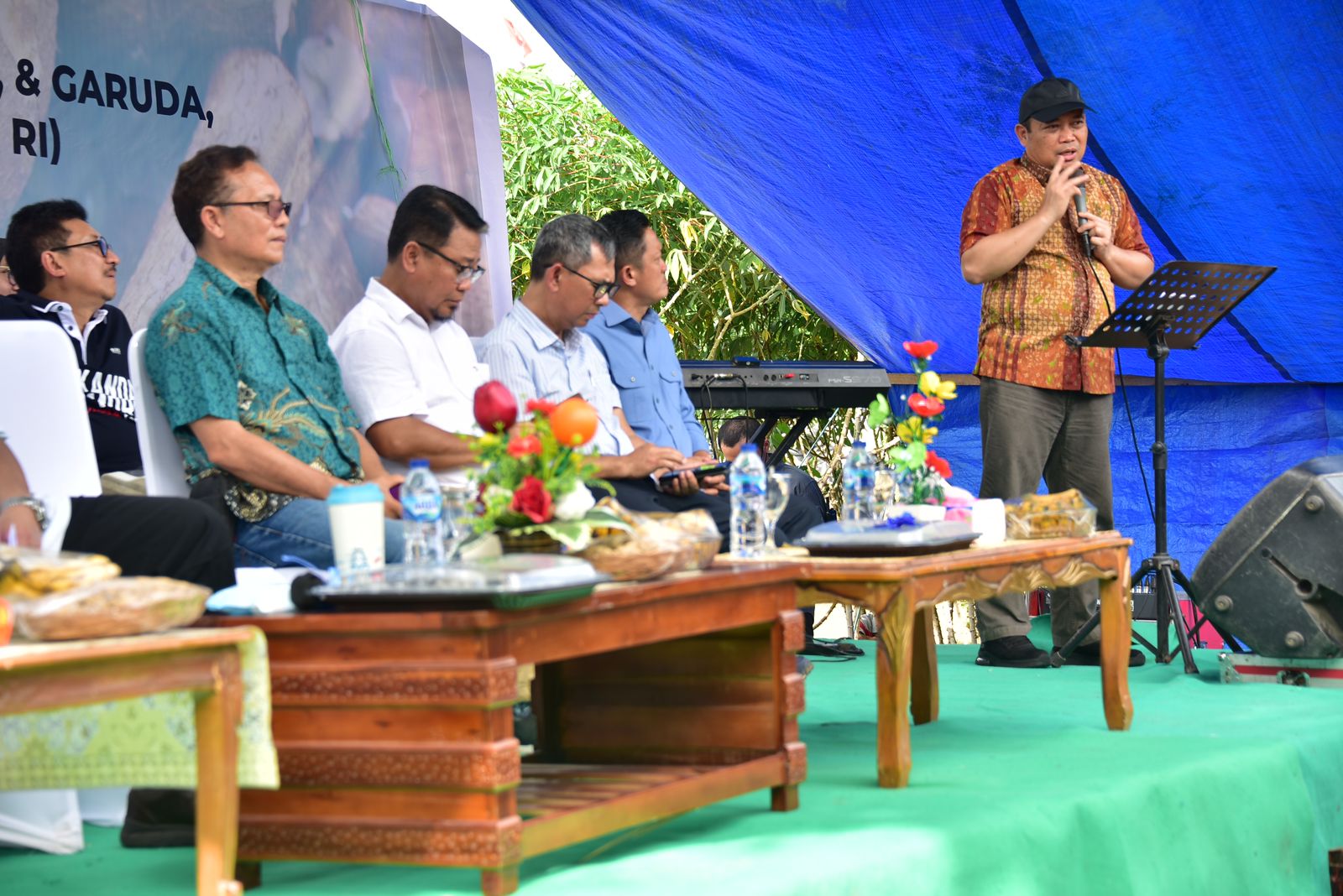 Penjagub Ismail Hadiri Panen Perdana Komoditi Singkong di Tolotio