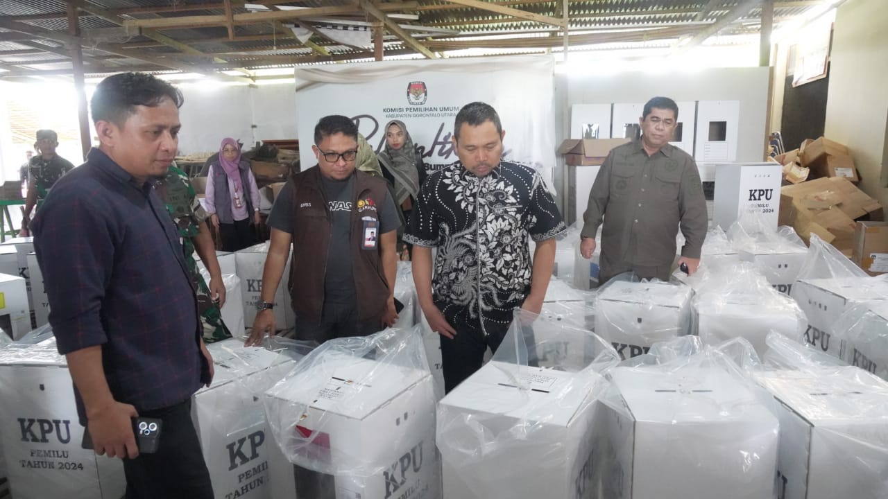 Penjagub Ismail Tinjau Kesiapan TPS Jelang Pemilu