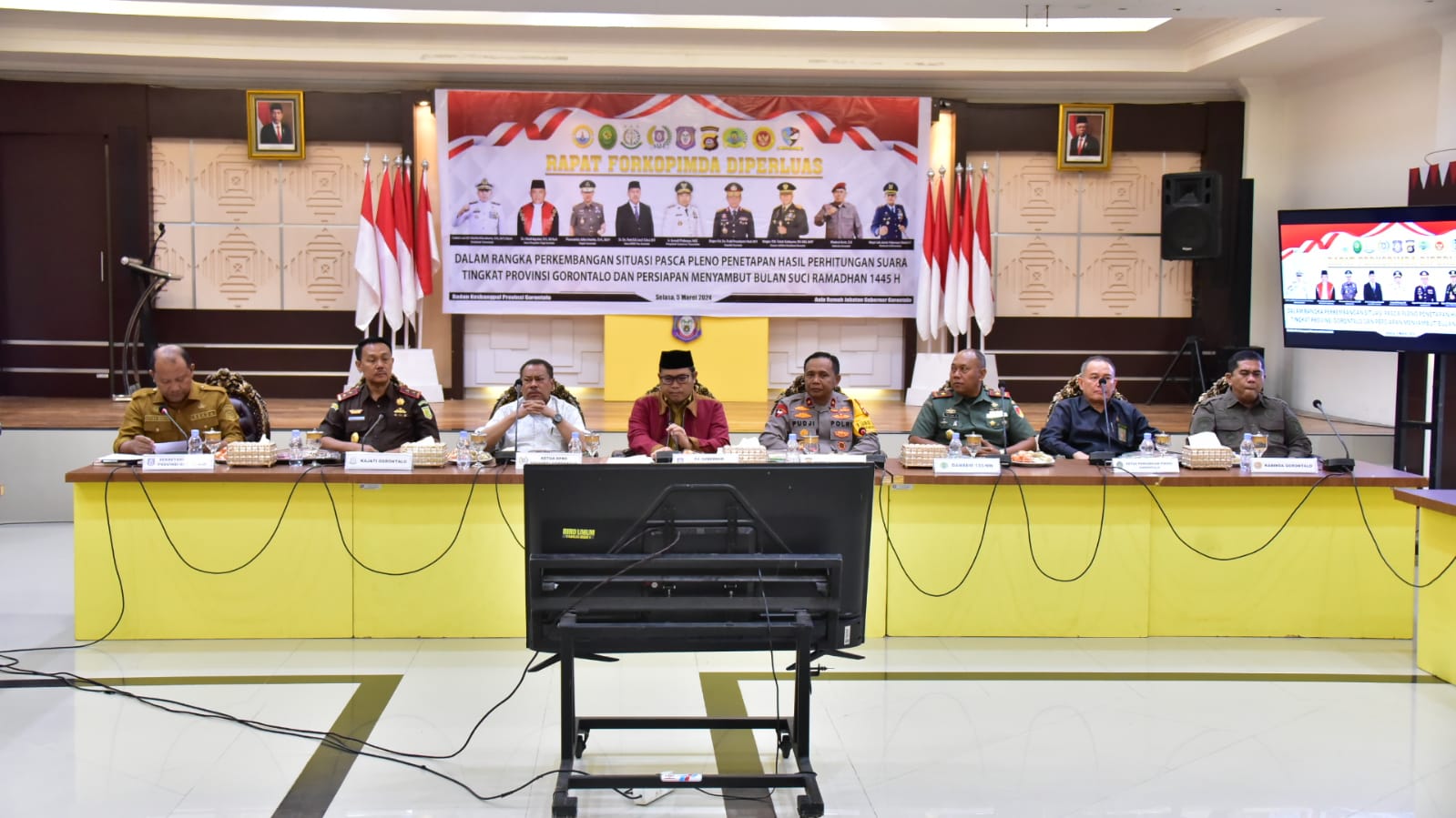 Penjagub Ismail Pimpin Rapat Forkopimda Diperluas, Ini yang Dibahas