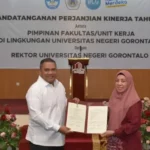 Pimpinan Fakultas Tandatangani Perjanjian Kinerja 2024 Dengan Rektor