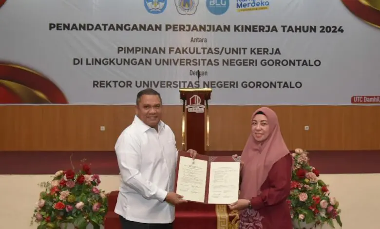 Pimpinan Fakultas Tandatangani Perjanjian Kinerja 2024 Dengan Rektor