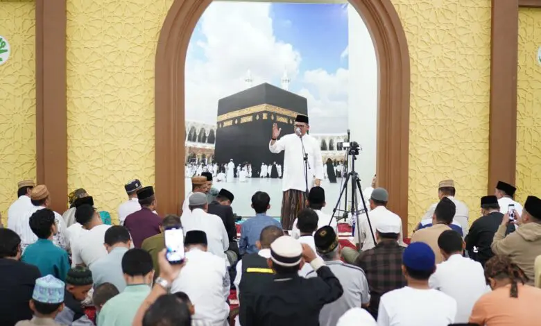 Tarawih di Masjid Darul Arqam, Wali Kota Teringat Masa Kecilnya