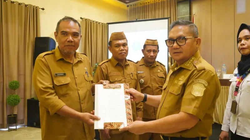 Buliide dan Tomulabutao Dicanangkan Sebagai Kelurahan Bersinar