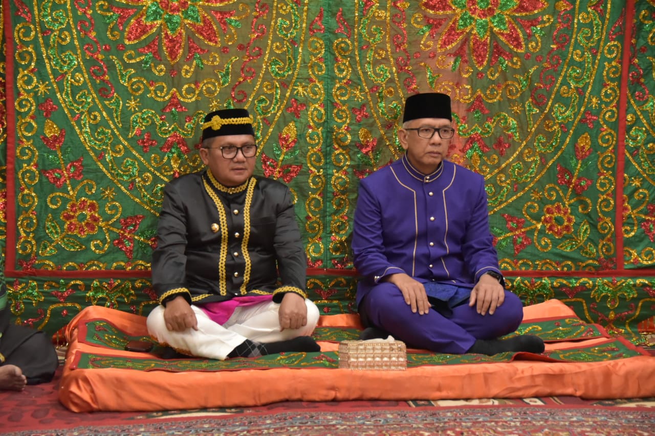 Tempati Rumah Jabatan, Penjagub Rudy Jalani Adat Moloopu