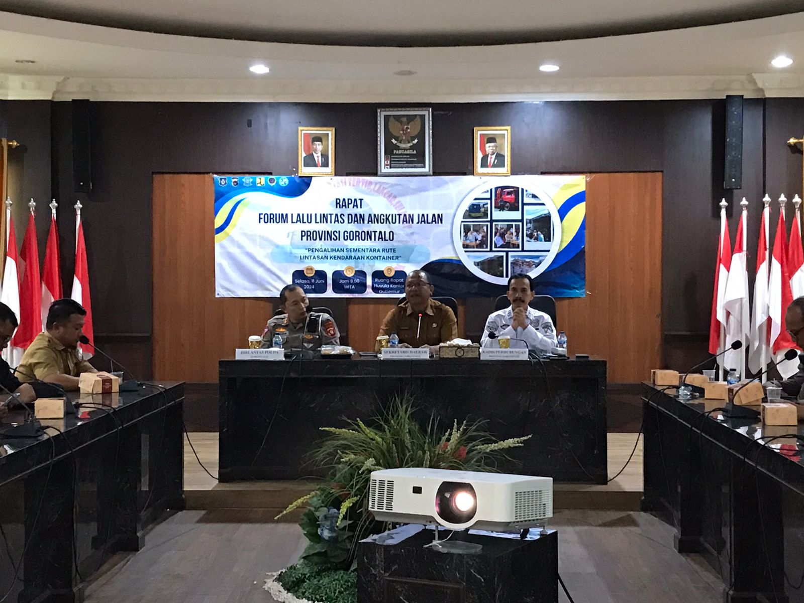 Rute Mobil Kontainer Dialihkan Selama Pembangunan Kanal Tanggidaa