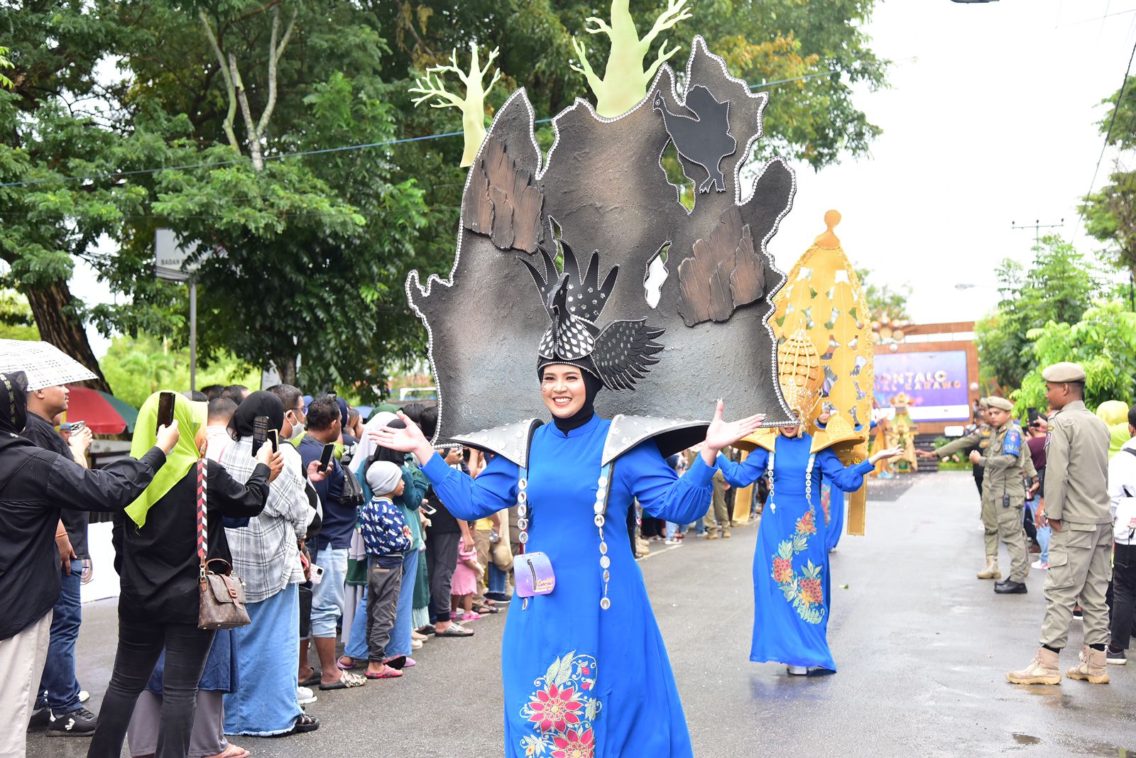 50 Kontingen Meriahkan Gorontalo Karnaval Karawo 2024