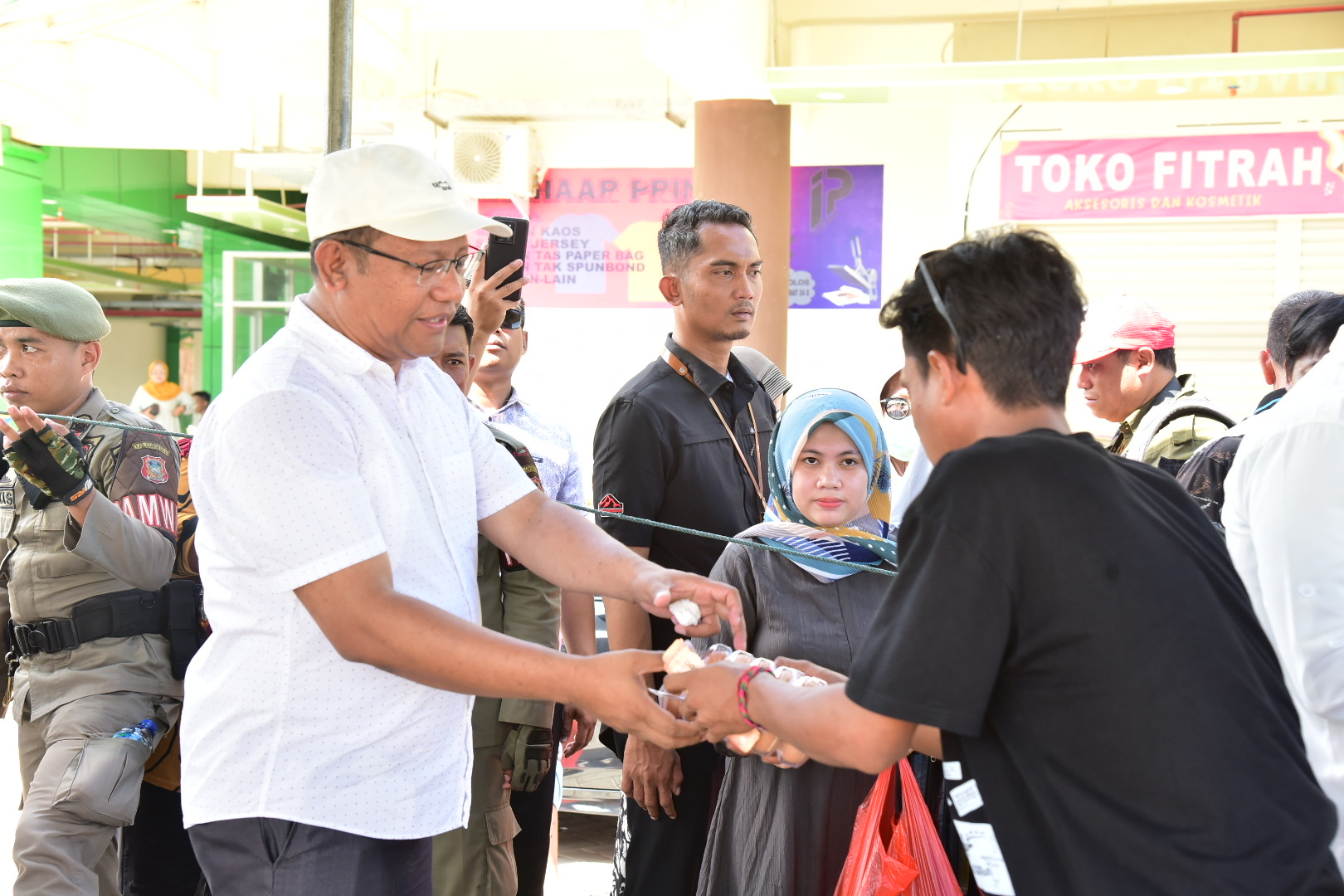Pasar Murah Jual Enam Komoditas Pangan dengan Harga Bersubsidi