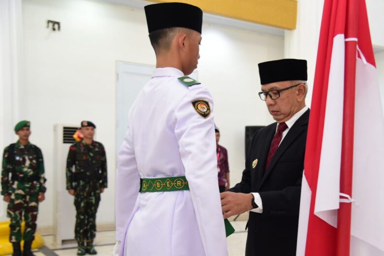 Pj Gubernur Gorontalo Kukuhkan Paskibraka 2024