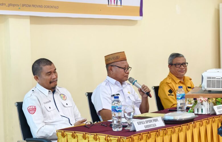 Tajuddin Pata di Pelatihan Pelayanan Prima ASN: Layani Masyarakat dengan Baik dan Cepat